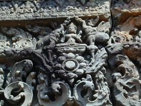 Relief-Detail